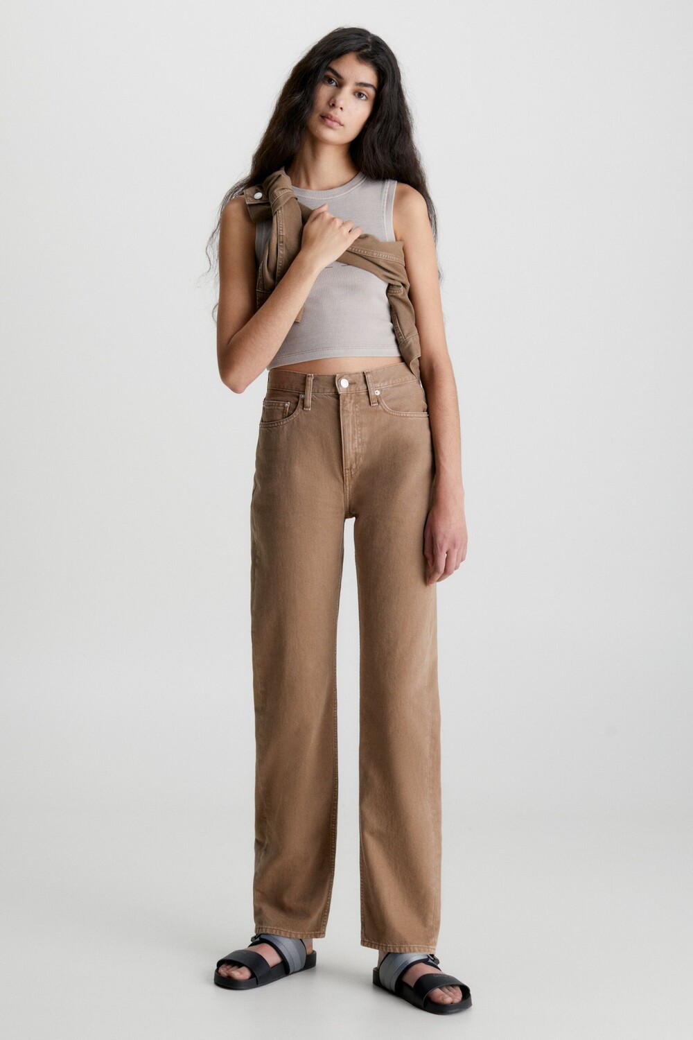 

Коричневые джинсы Calvin Klein с завышенной талией и прямыми штанинами Calvin Klein Jeans, коричневый