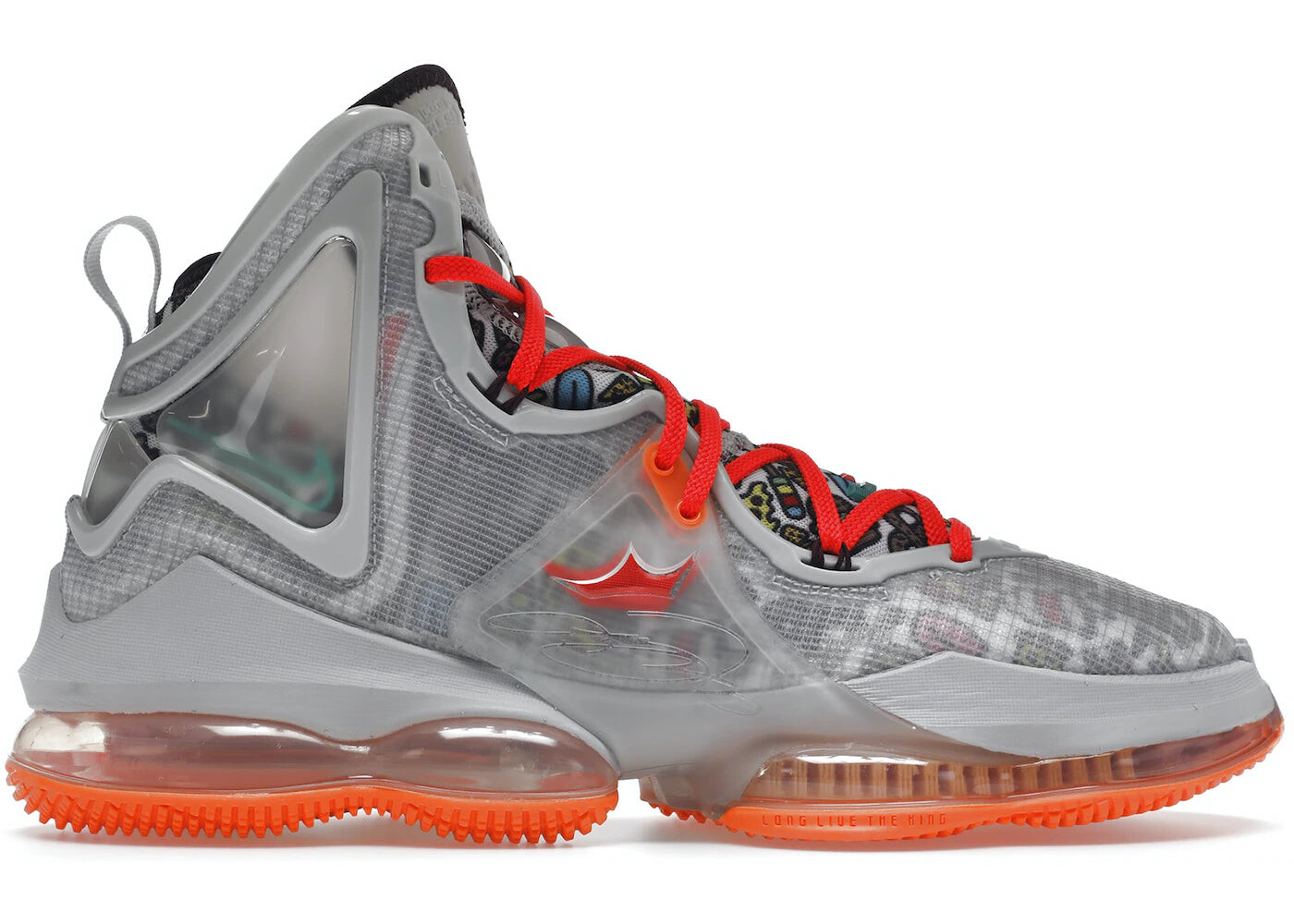 

Кроссовки Nike LeBron 19