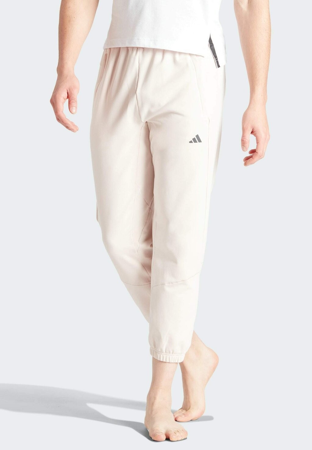 

Спортивные штаны Designed For Training Yoga Adidas, цвет putty mauve grey six