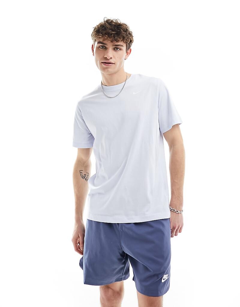 

Серая футболка Nike Training Dri-FIT