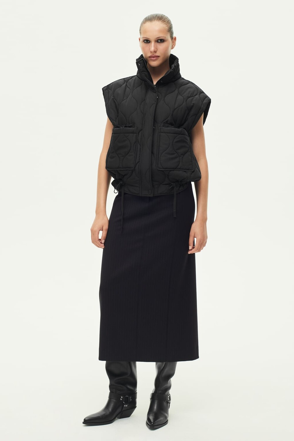 

Водоотталкивающий пуховик ZARA, черный