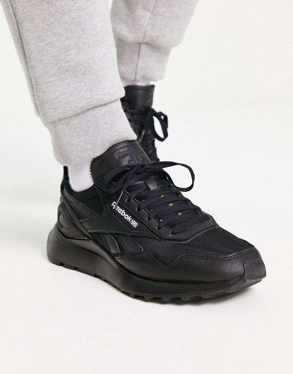 

Черные кроссовки Reebok Classic Legacy AZ