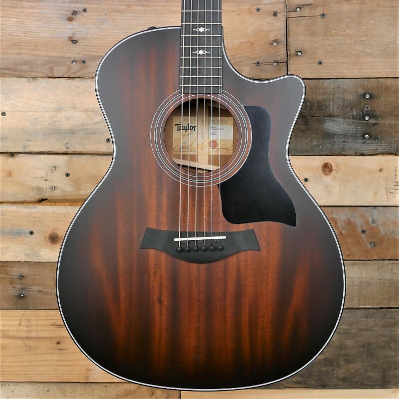 

Акустическая гитара Taylor 324ce Grand Auditorium Acoustic-Electric
