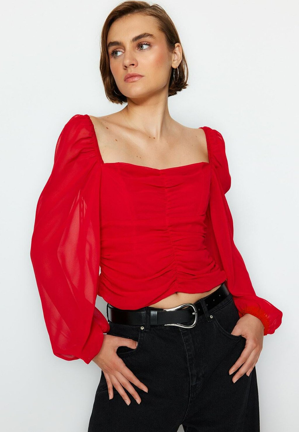 Блузка Trendyol, красная