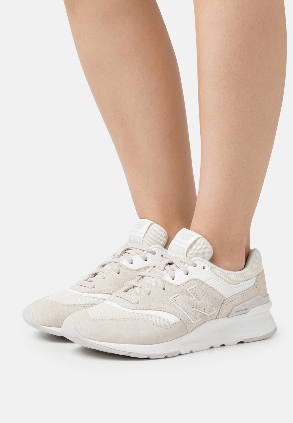 

Кроссовки New Balance