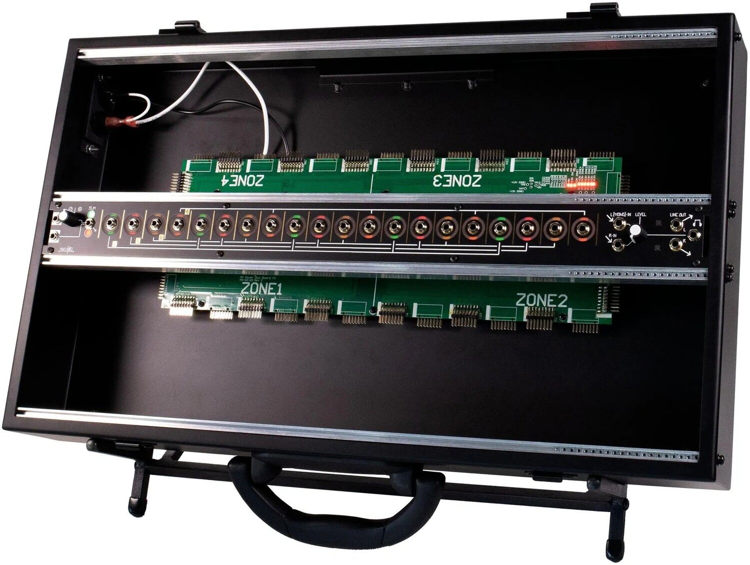 

Новый корпус автобуса CV Make Noise 7U, 4 зоны, Eurorack Case