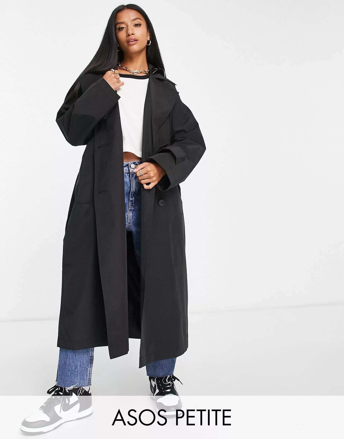 

Черный тренч с капюшоном из искусственной кожи ASOS DESIGN Petite
