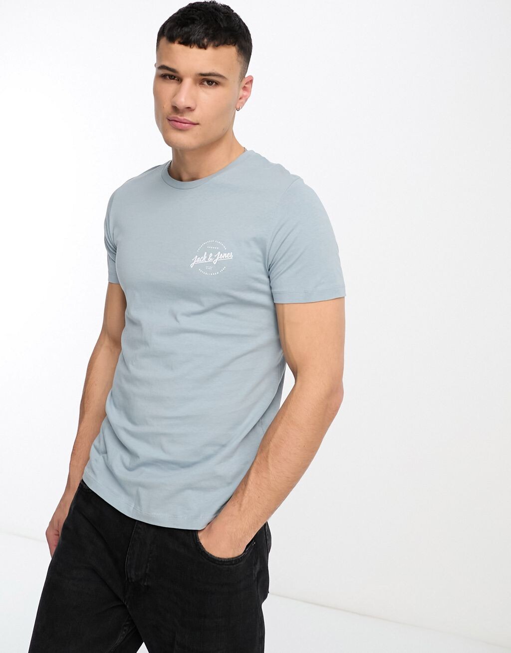 

Голубая футболка с логотипом Jack & Jones