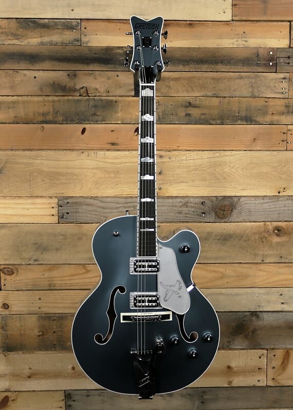 

Электрогитара Gretsch Limited Edition G6136T-140 140th Double Platinum Falcon w/ String-Thru Bigsby