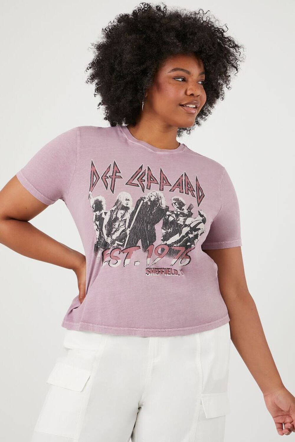 

Футболка с рисунком Def Leppard больших размеров Forever 21, фиолетовый