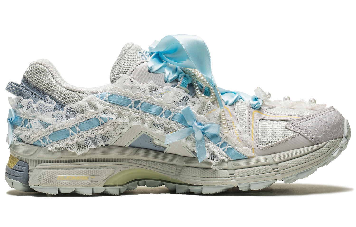 

Кроссовки женские Gel-Kahana 8 с низким верхом бежевого цвета Asics