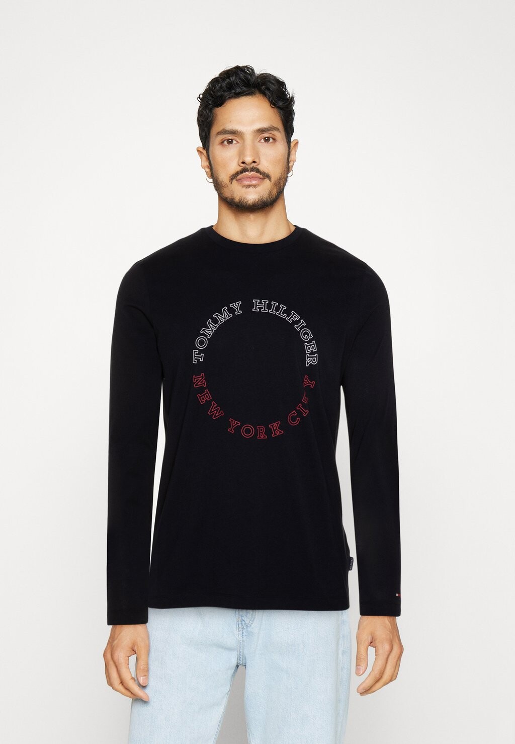 

Футболка с длинными рукавами MONOTYPE ROUNDLE Tommy Hilfiger, небо пустыни