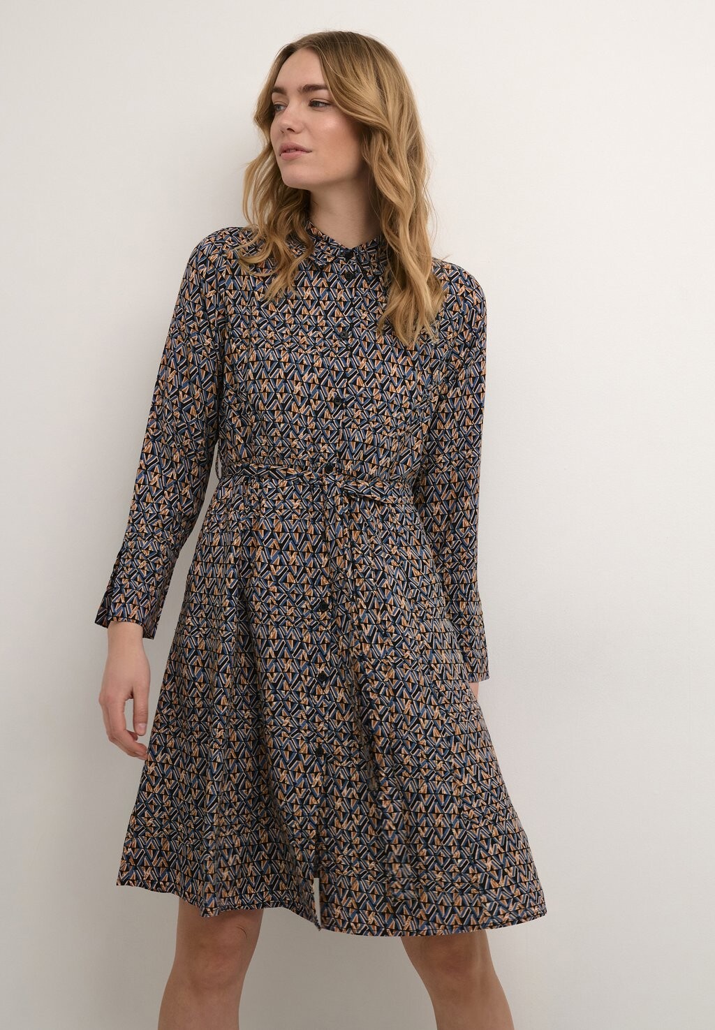 

Классическая рубашка Cream TIAH KNEE LENGTH ZALLY, geo gibraltar sea