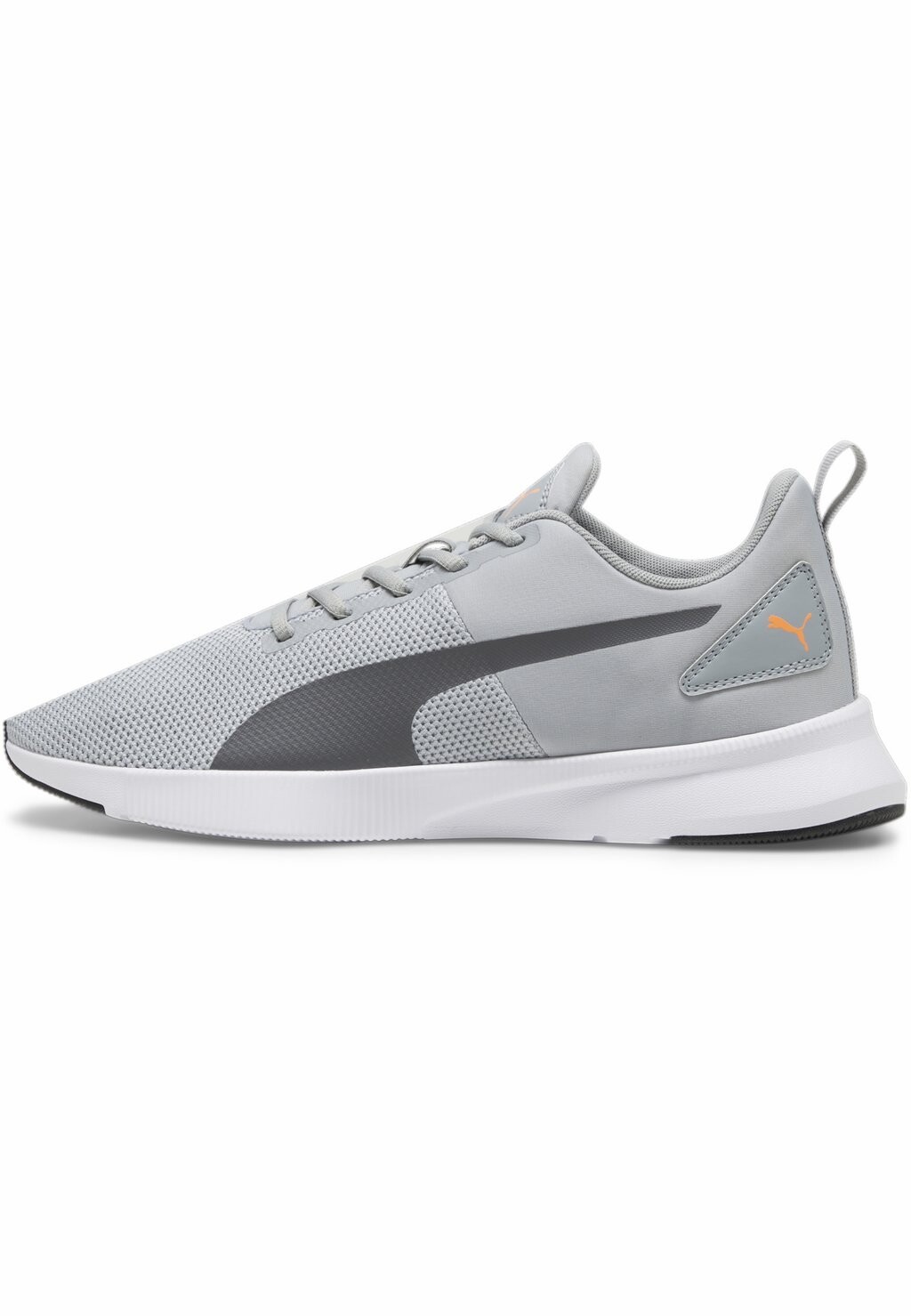 

кроссовки нейтрального цвета Flyer Runner Puma, цвет cool mid gray cool dark gray