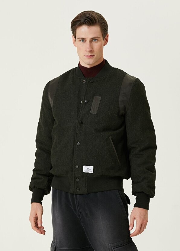 

Хаки-бомбер с детальной отделкой garni garni Alpha Industries