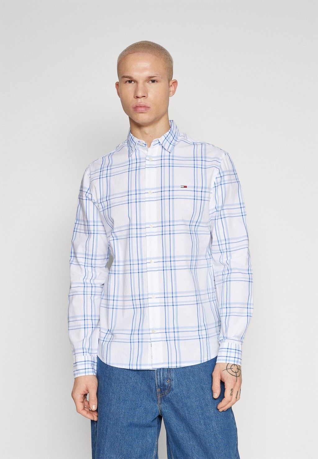 

Рубашка Tommy Jeans, белый