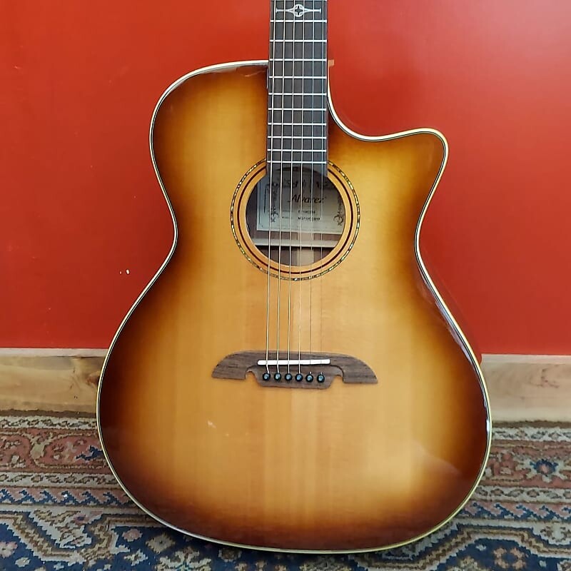 

Акустическая гитара Alvarez Masterworks Grand Auditorium Acoustic / Electric - MG710CE