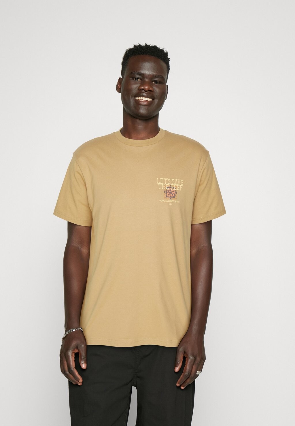 

Футболка с принтом Tiki Reef Billabong, цвет dusty gold