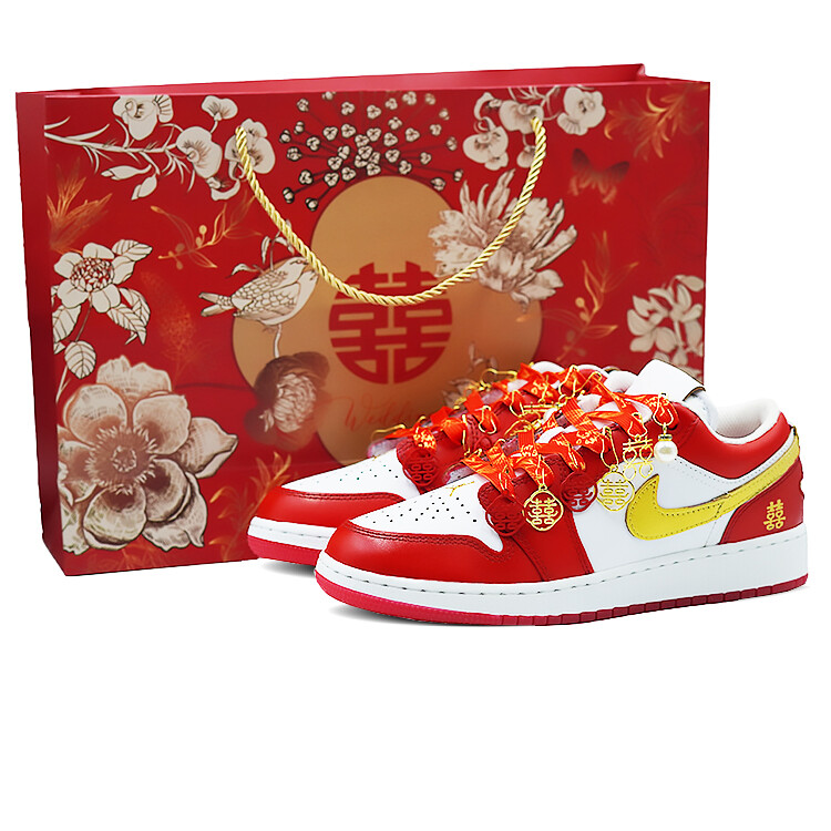 

Кроссовки Air Jordan 1 Vintage Basketball Shoes Women's Low-top White, красный