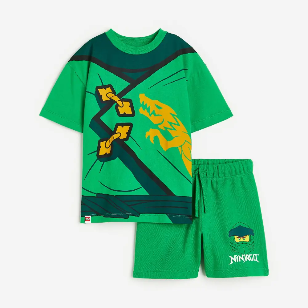 

Комплект, футболка + шорты H&M Kids Printed LEGO Ninjago, зеленый