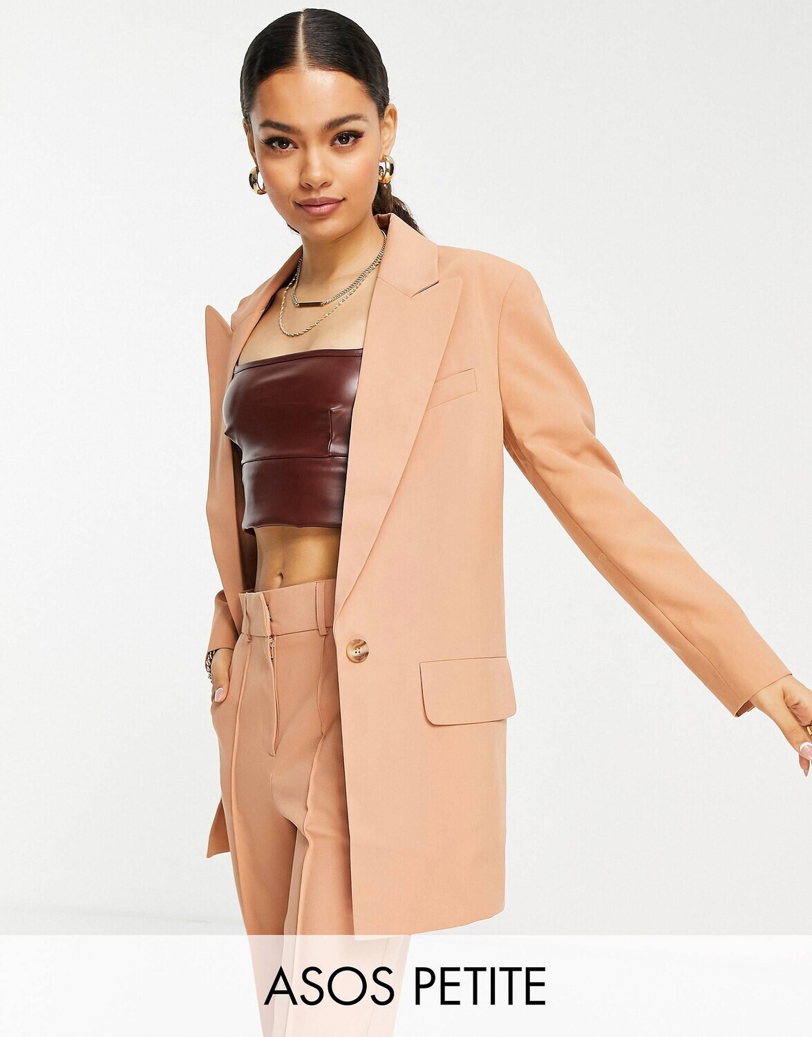 

Розовый блейзер ASOS DESIGN Petite