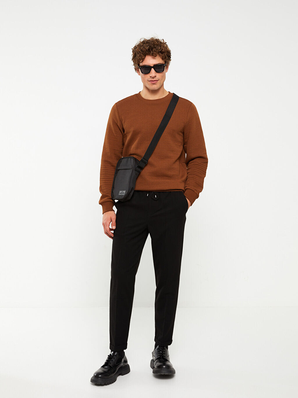 

Мужская толстовка с круглым вырезом и длинными рукавами LCW Casual, Коричневый