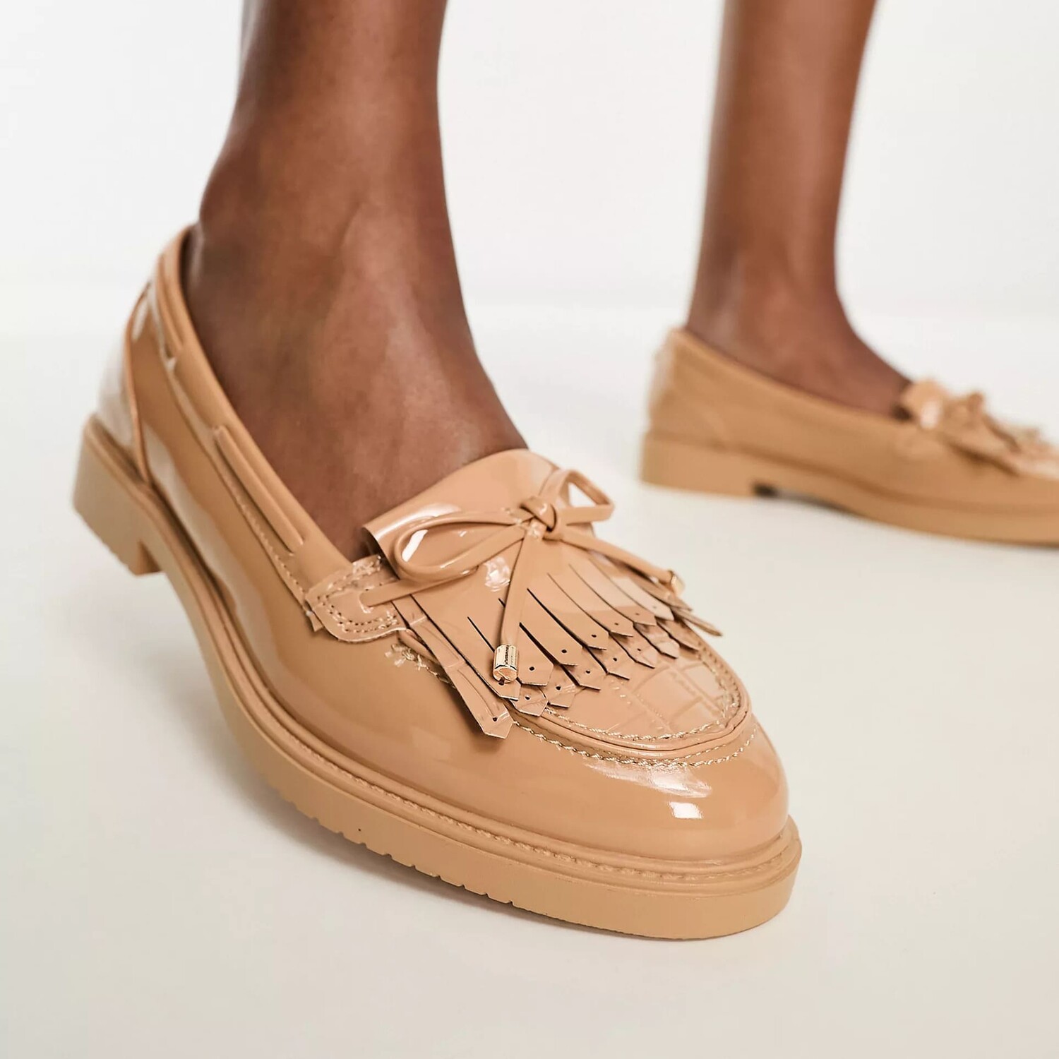 

Лоферы River Island Fringed Detail Patent, бежевый