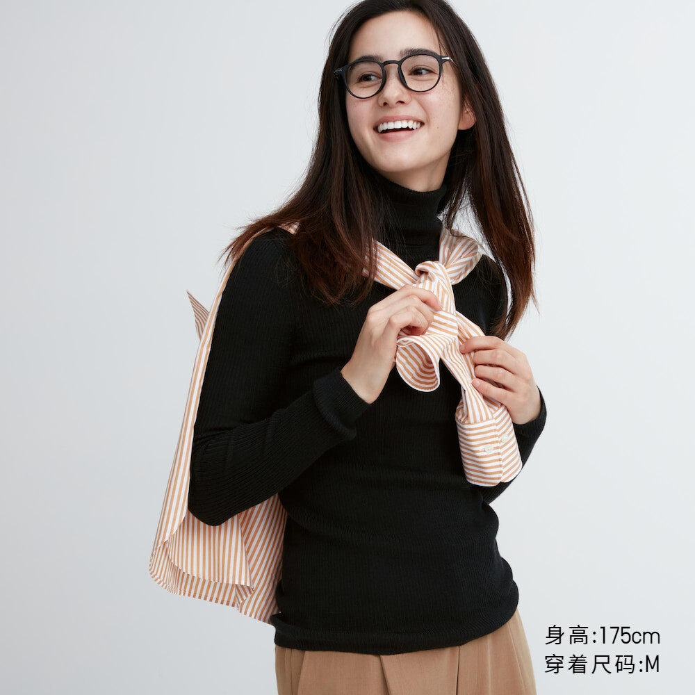 

Свитер Uniqlo камвольный с двумя лацканами из мериносовой шерсти, черный