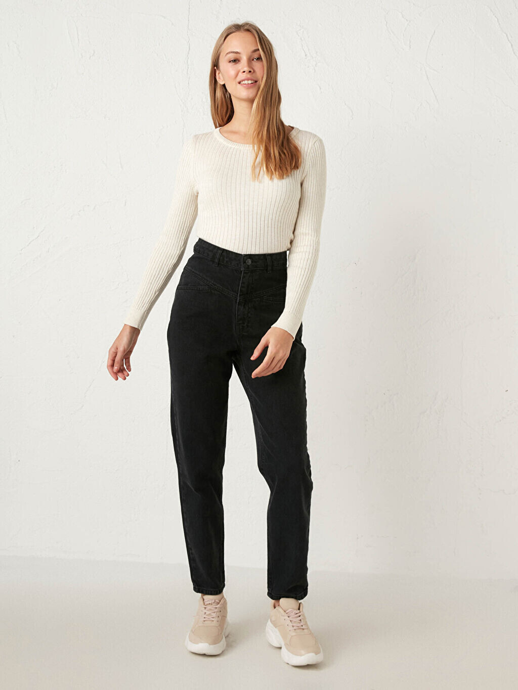 

Женские джинсы Mom Fit с высокой талией LCW Jeans