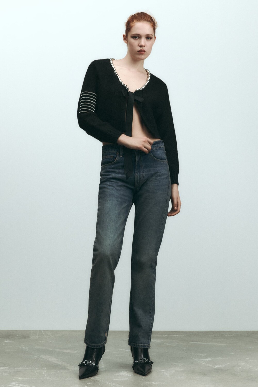 

Кожаные ботинки с заклепками ZARA, черный