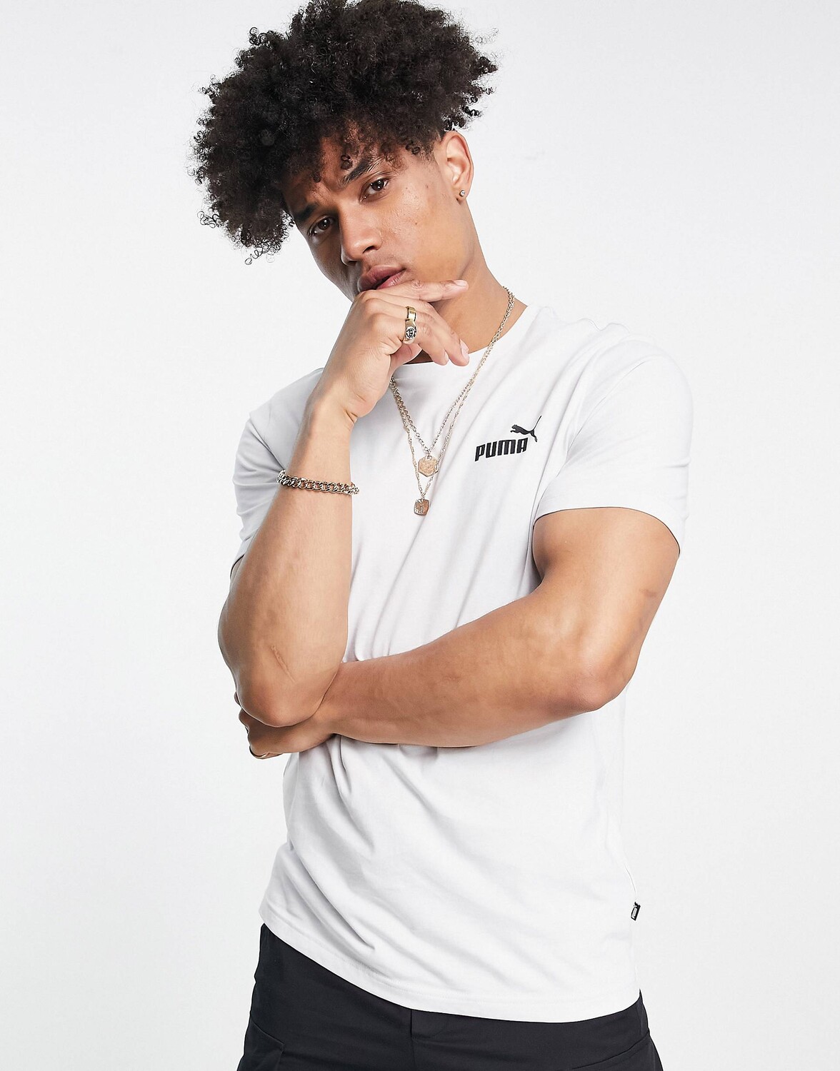 

Светло-серая футболка с небольшим логотипом Puma Essentials