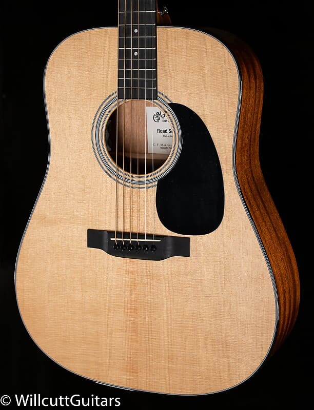 

Martin D-12E Full Gloss Sitka Sapele (068)