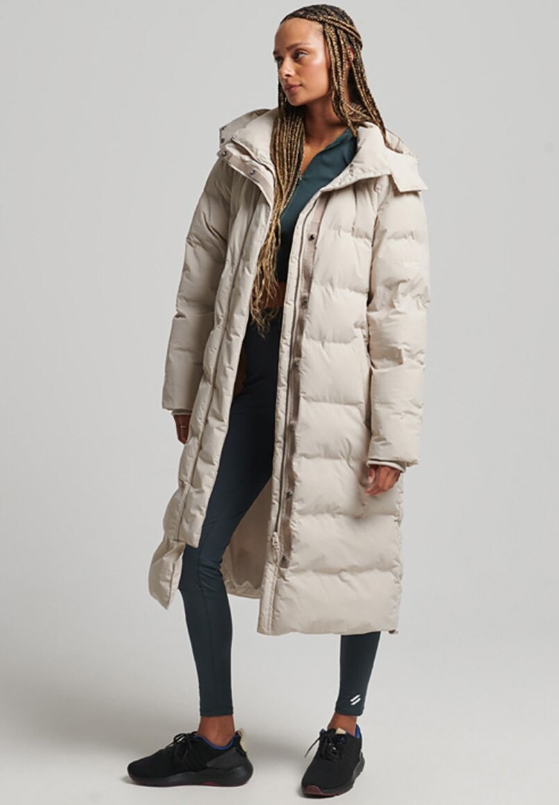 

Пальто зимнее Superdry, серый