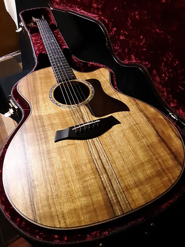 Электроакустическая гитара Taylor 722ce Grand Concert V-класса - Верхняя дека из натурального гавайского коа - В наличии!