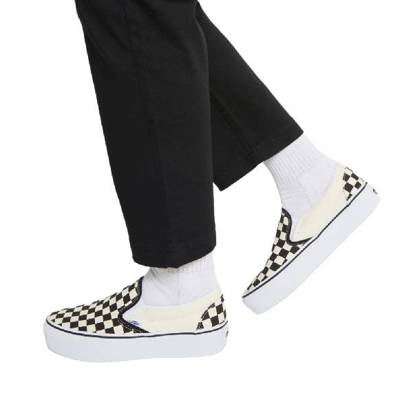 Slip on hot sale vans platform