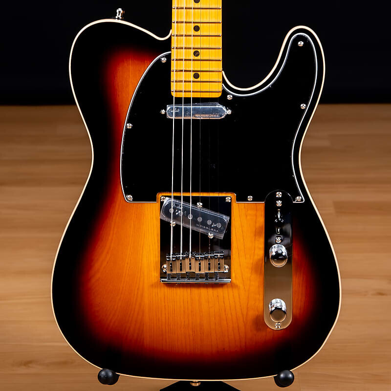 

Электрогитара Fender American Ultra Luxe Telecaster - Maple, 2-Color Sunburst SN US23068315