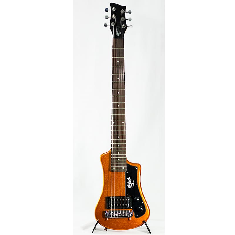 Электрогитара Hofner Shorty Limited Edition Travel Guitar & Bag - Metallic Orange цена и фото