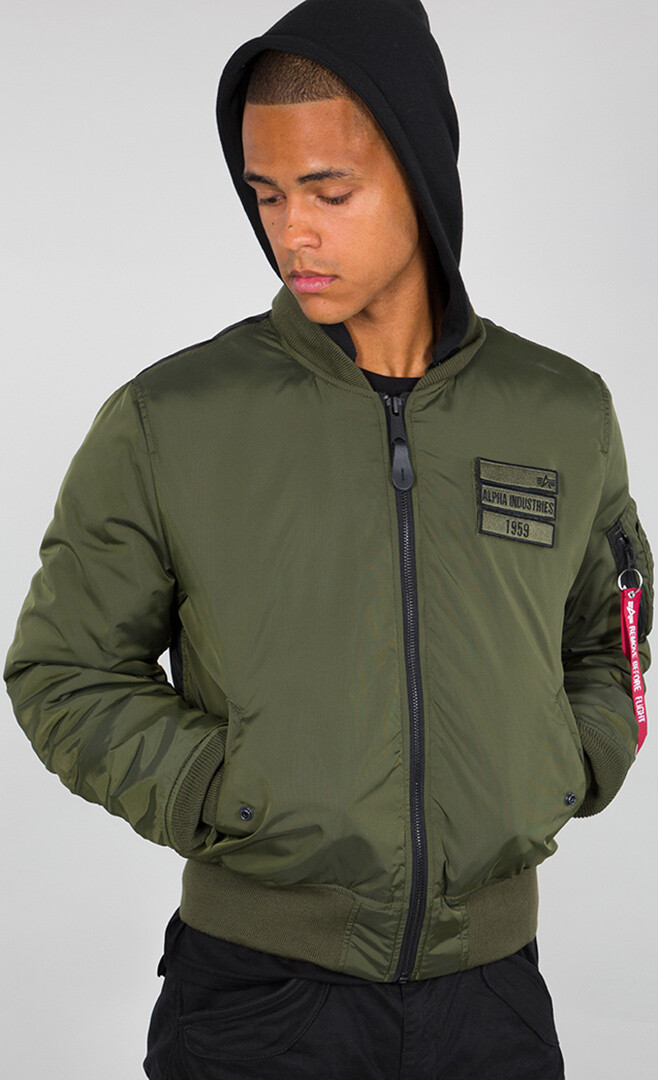 

Куртка Alpha Industries MA-1 Zip Hood CBTT