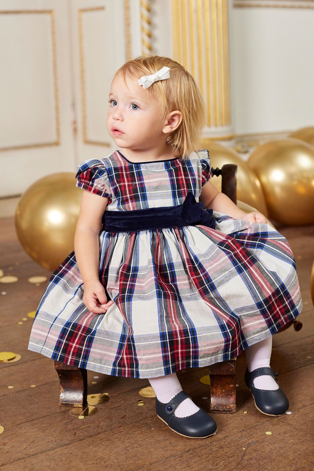 

Хлопковое праздничное платье Little Tartan Victoria Trotters London, красный