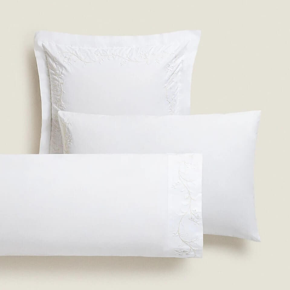 

Наволочка Zara Home Floral Print, белый
