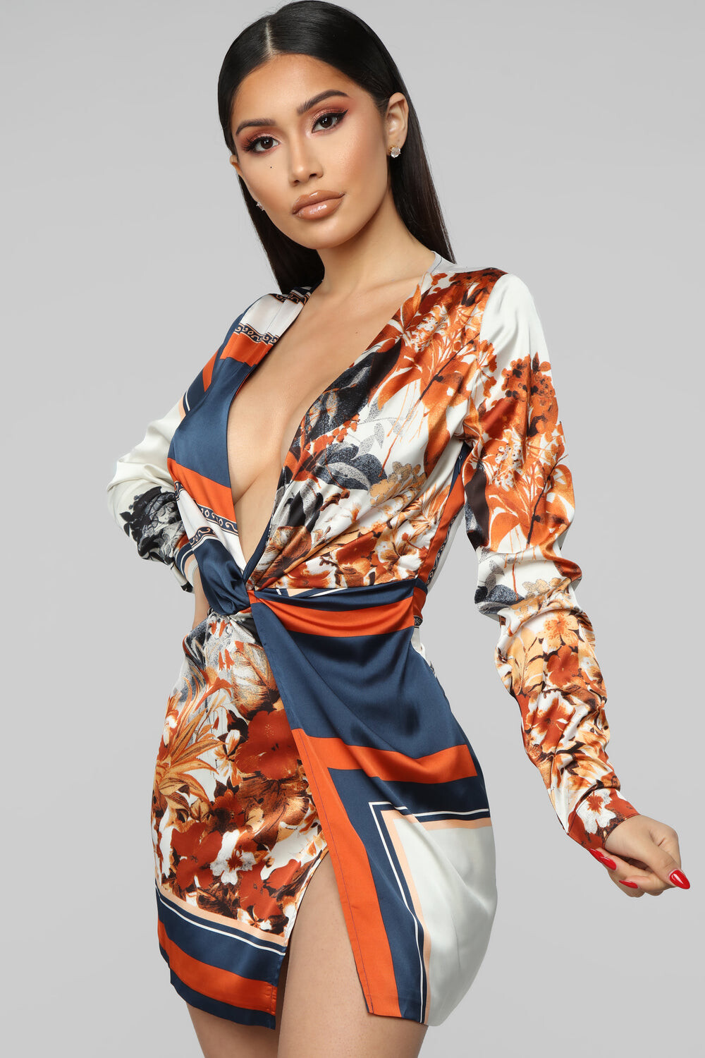 

Мини платье Fashion Nova DWRZ12911AP, разноцветный