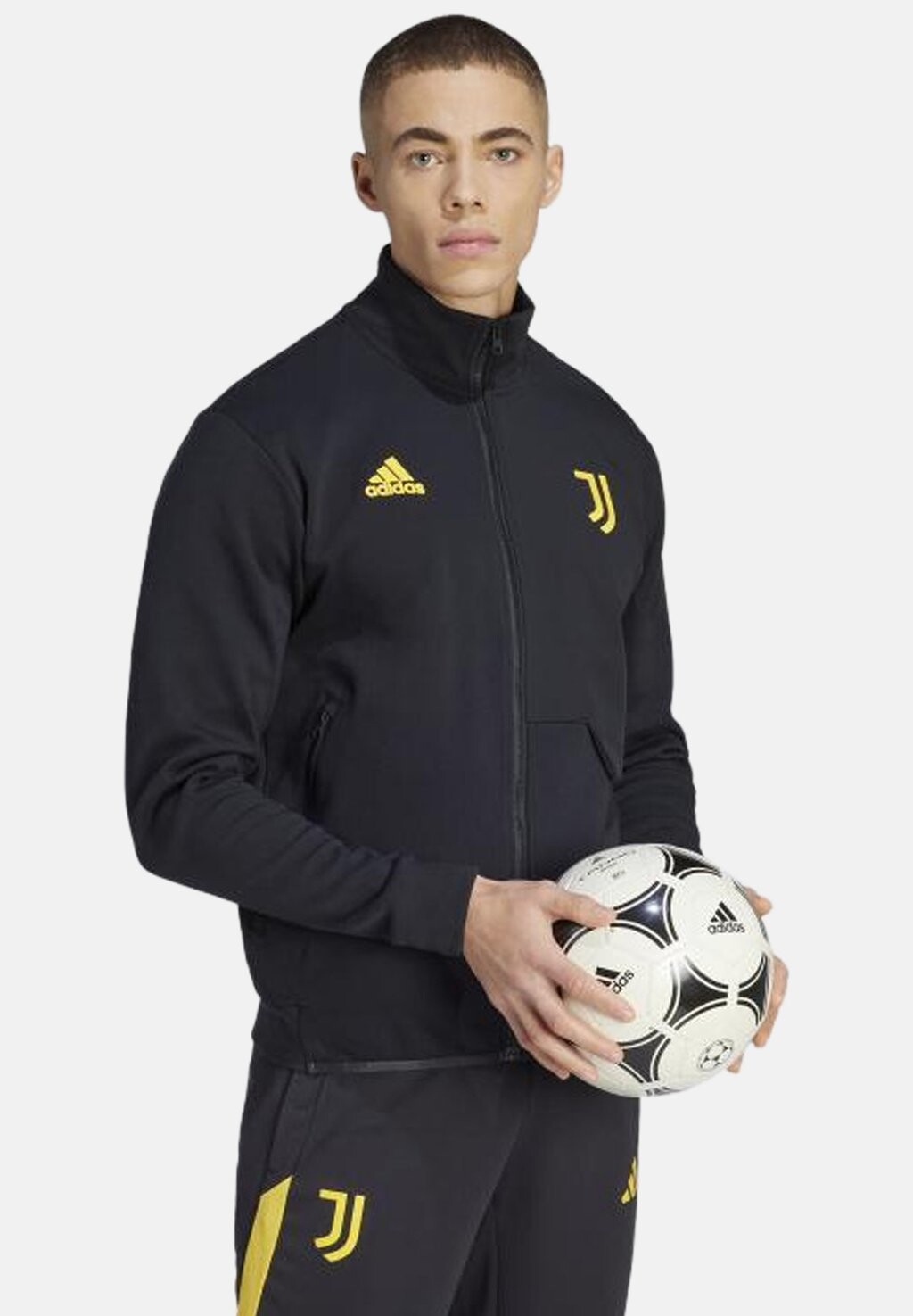 

Спортивная куртка Adidas