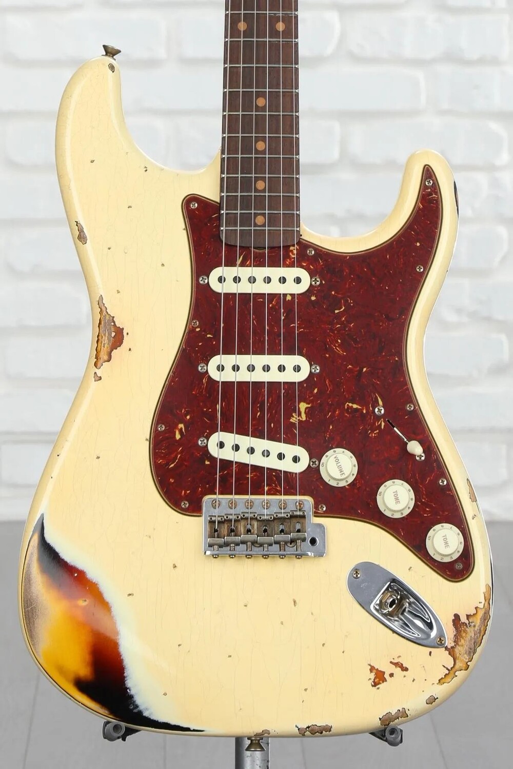 

Fender Custom Shop Limited Edition '61 Stratocaster Heavy Relic - Aged Vintage White Over 3-color Sunburst