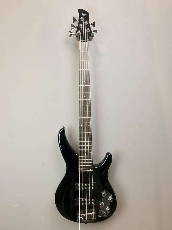

Yamaha TRBX305 5-струнный бас 2010s Черный TRBX305 5-String Bass