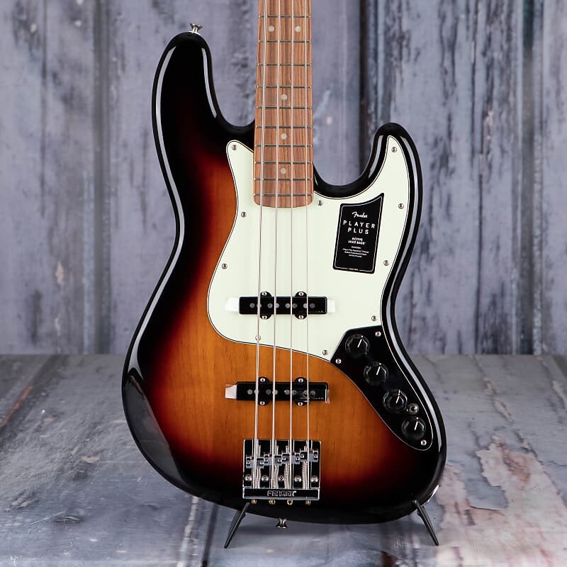 

Fender Player Plus Jazz Bass, 3 цвета Sunburst