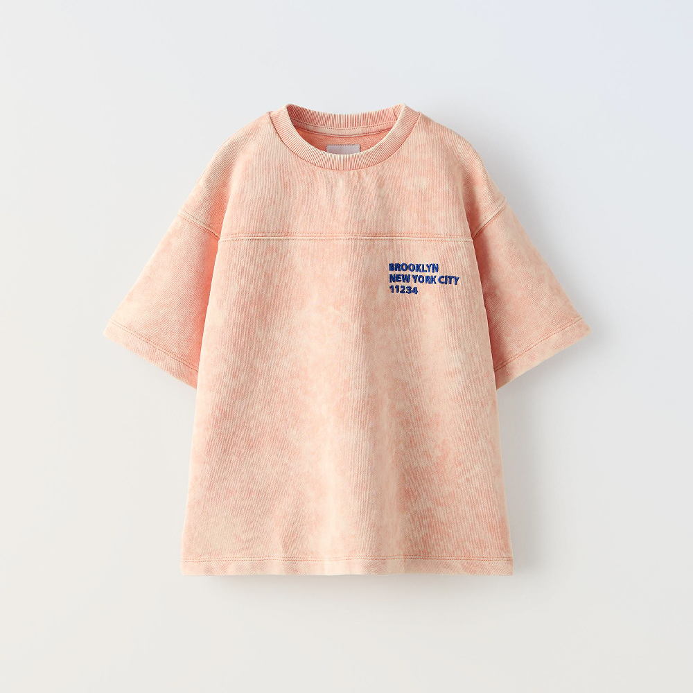Футболка Zara Short Sleeve Embroidered, светло-оранжево-розовый свитшот с круглым вырезом из мольтона вышитая надпись на груди 2 года 86 см белый