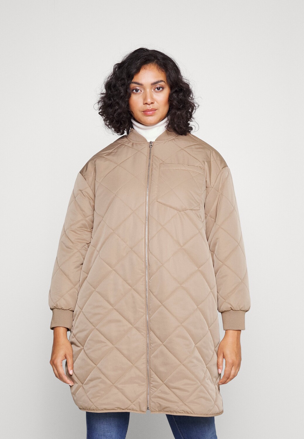 

Пальто Vero Moda Curve, светло-коричневый