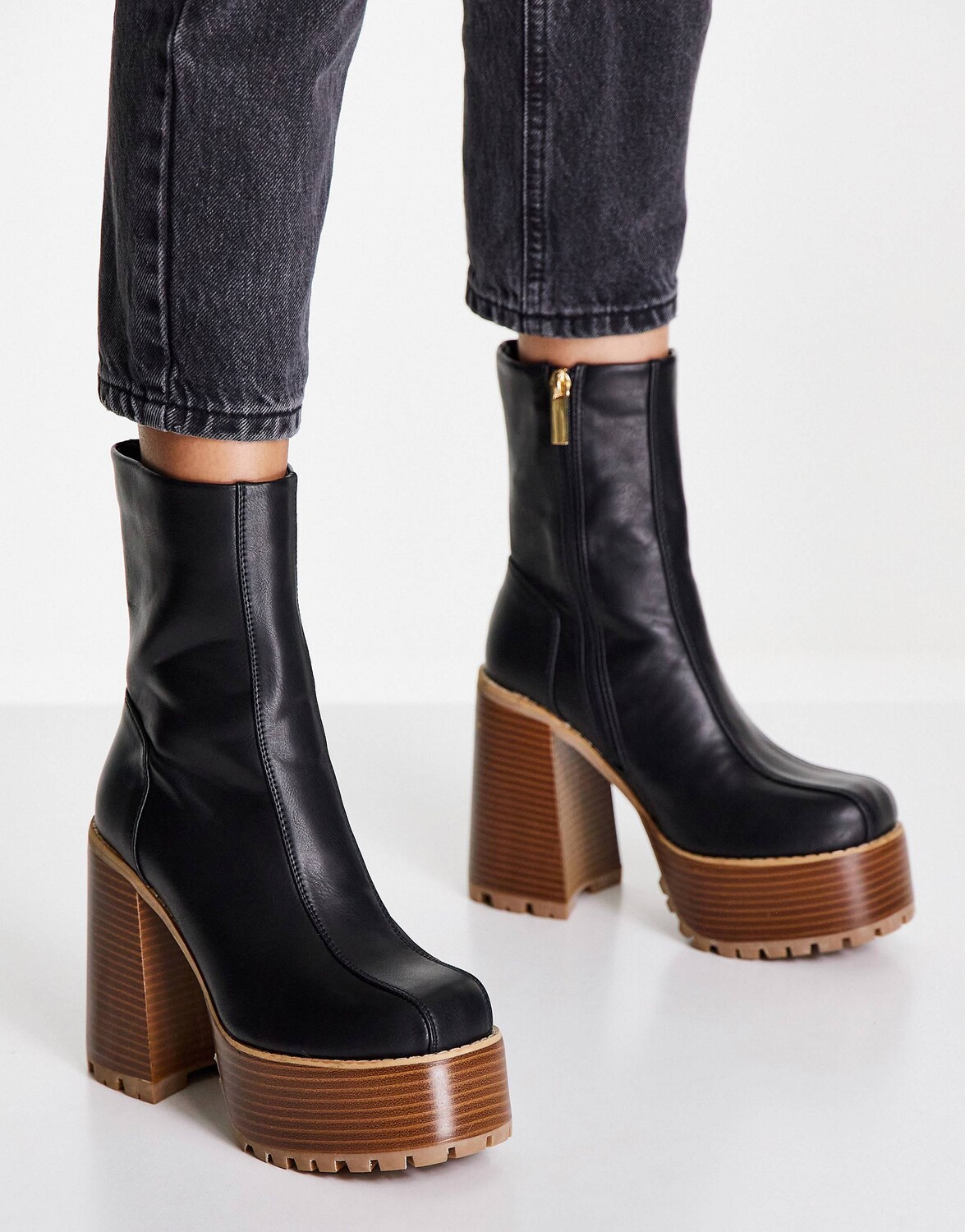 

Черные ботильоны на платформе на высоком каблуке ASOS DESIGN Emotive, Черный