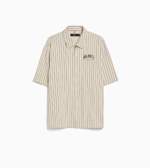 

Рубашка холщовая с короткими рукавами и молнией Bershka Sleeve Canvas Overshirt With Zip, светло-бежевый