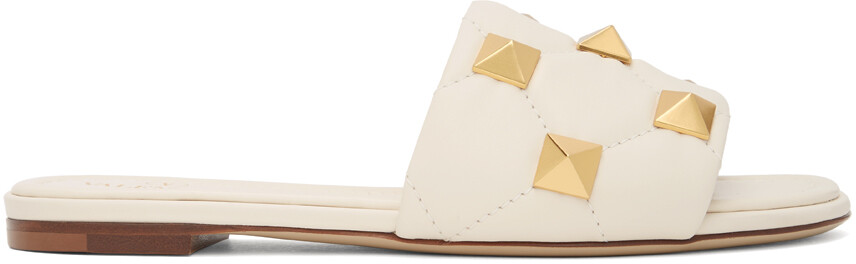 

Сандалии Off-White с римскими заклепками Valentino Garavani